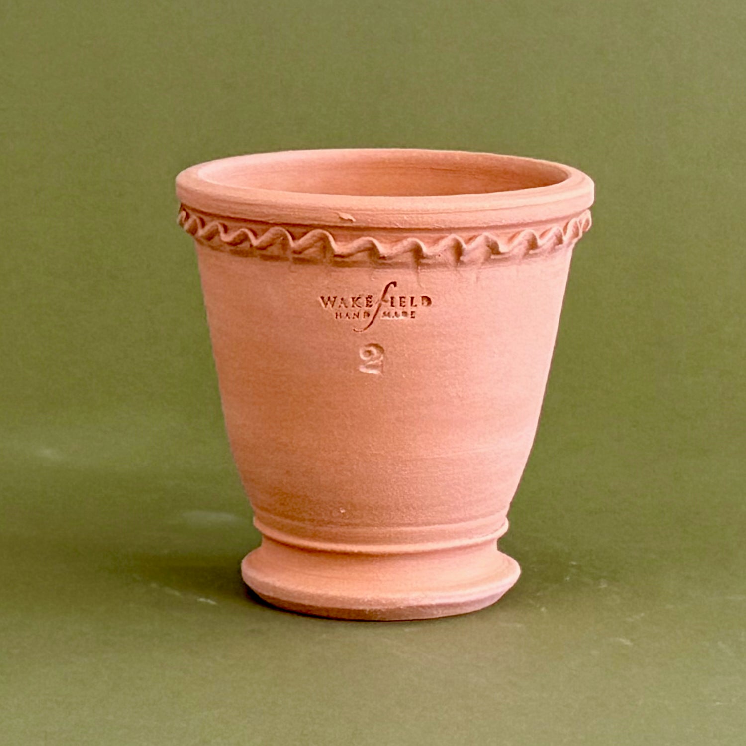 Cornish Rim Pedestal Foot Urn with Saucer